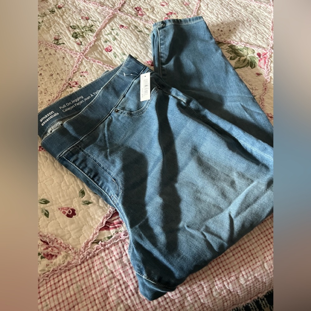 Brand new Amazon Jeggings